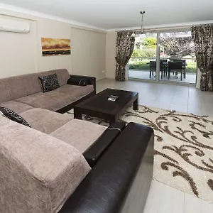 4* Aparthotel Diana